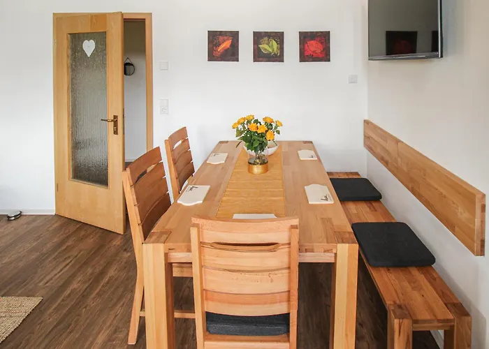 Bestaenderhof بيت للعطل *